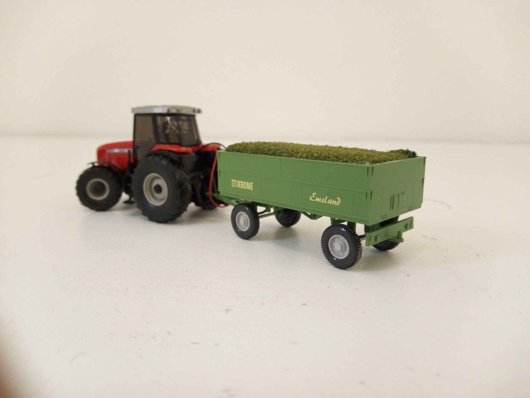 Voitures modèles: Faller Car System Traktor mit Anhänger – D'occasion à Arlesheim par Miniaturparadies 1
