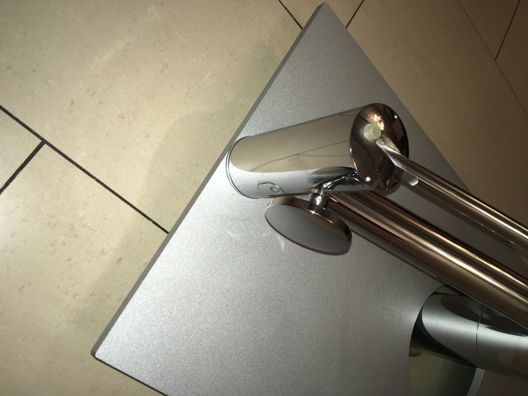 Pfister Tische: SALONTISCH – Gebraucht aus Weinfelden von Tissott 2