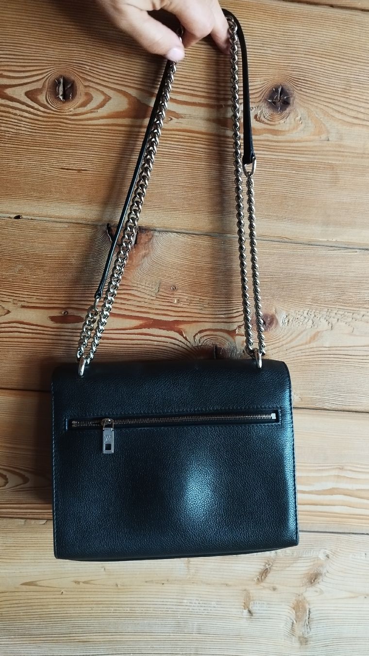 Louis Vuitton Borse da donna: Louis Vuitton Lock me BB bag  with invoice  – Usato da Silvaplana venduto da gin_h6nz 1