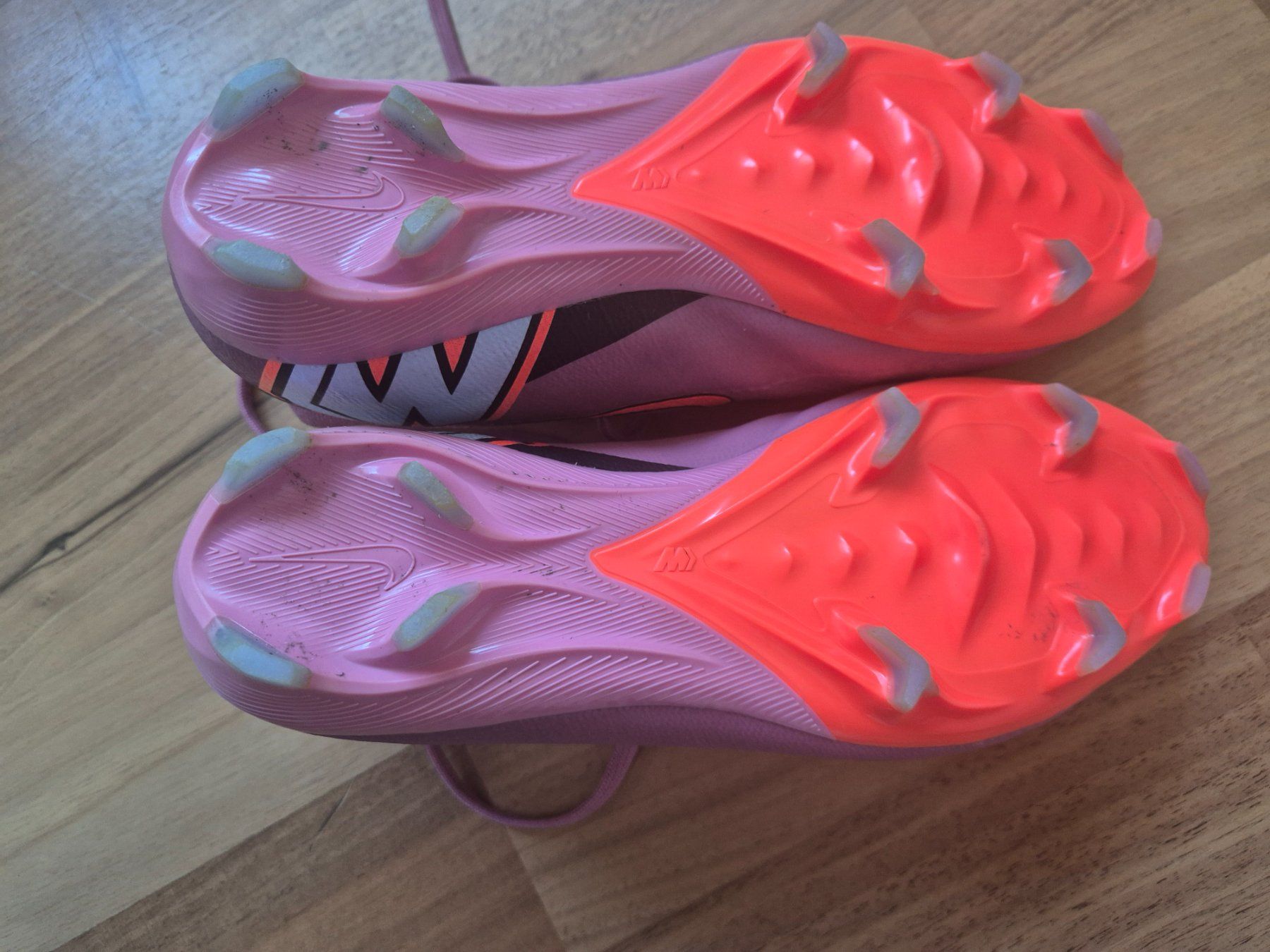Nikin Scarpe per ragazzi: Nike Fussballschuhe – Usato da Luzern venduto da Sstefan99 2