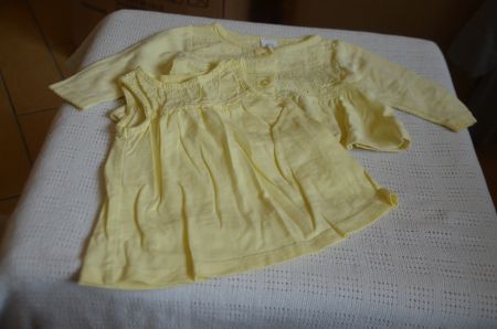 TAILLE 62 - JOLIE ROBE + VESTE