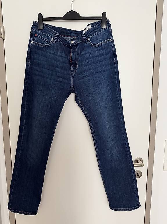 Jeans: S. Oliver Jeans – Usato da Wil SG venduto da ell_zj57