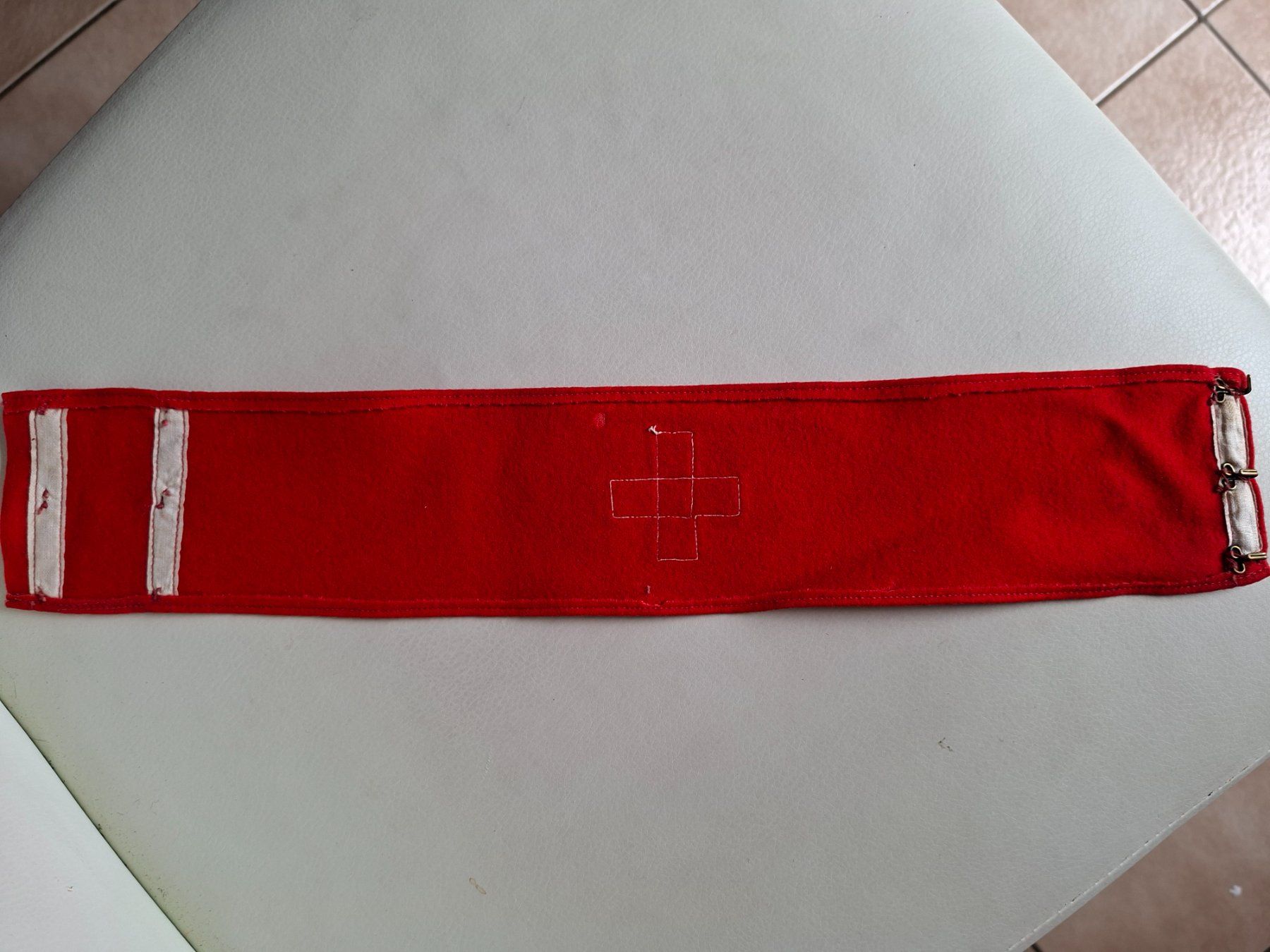 Schweizer Armee Uniformi: Schweizer Armee Militär Armbinde FHD – Usato da Schwanden Sigrisw venduto da Wibe81 1
