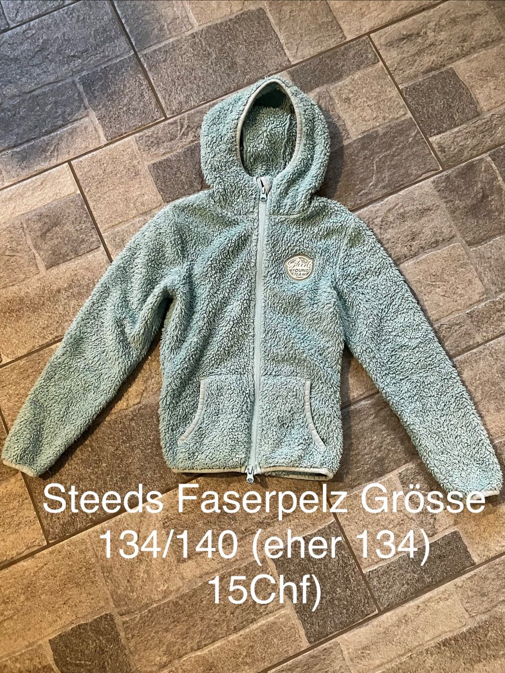 Jacken & Mäntel: Steeds Fleecejacke – Gebraucht aus Buch b. Frauenfeld von VHapke