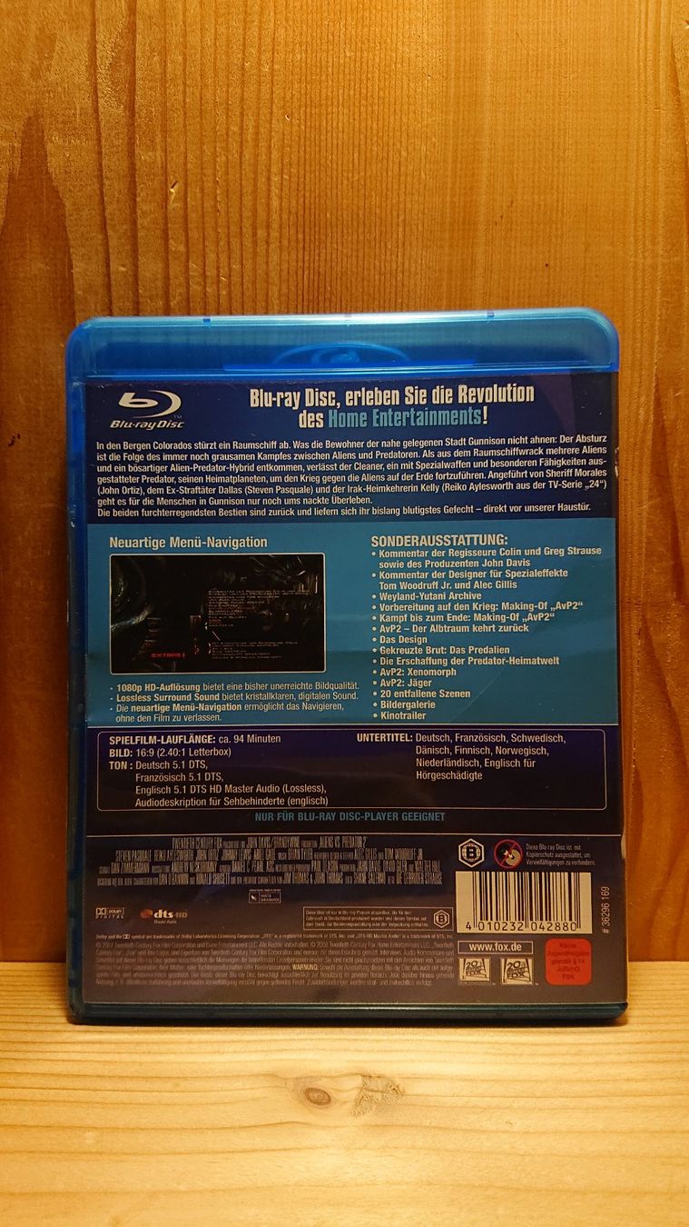 Tous les DVDs: ALIENS VS PREDATOR 2 auf Blu-Ray – D'occasion à Wilderswil par Exebub 1