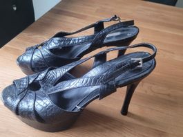 Buffalo High Heels
