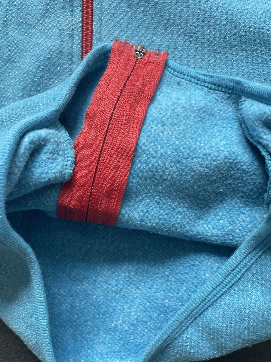 Pulls et sweat-shirts: Jacke / Pullover Gr. 98/104 Loud & Proud – D'occasion à Aesch ZH par lawas 2