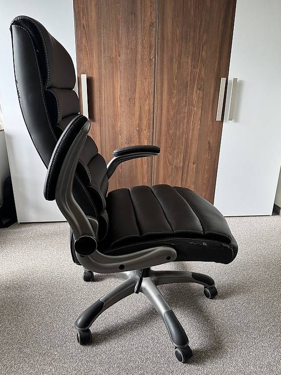 Rollstühle: Bürostuhl schwarz – Gebraucht aus Oberuzwil von ele_bng2 2