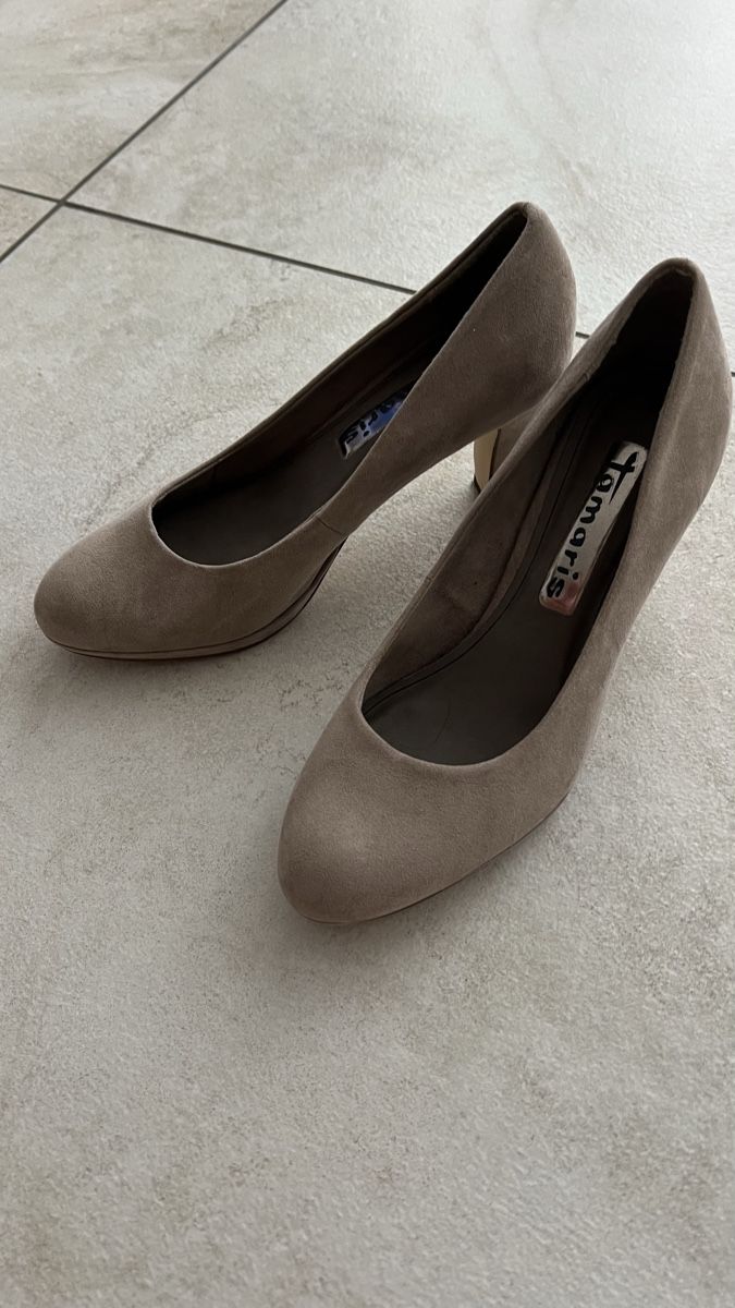 Damenschuhe: Tamaris Pumps Beige Gr. 38 – Gebraucht aus Güttingen von Annuschka17