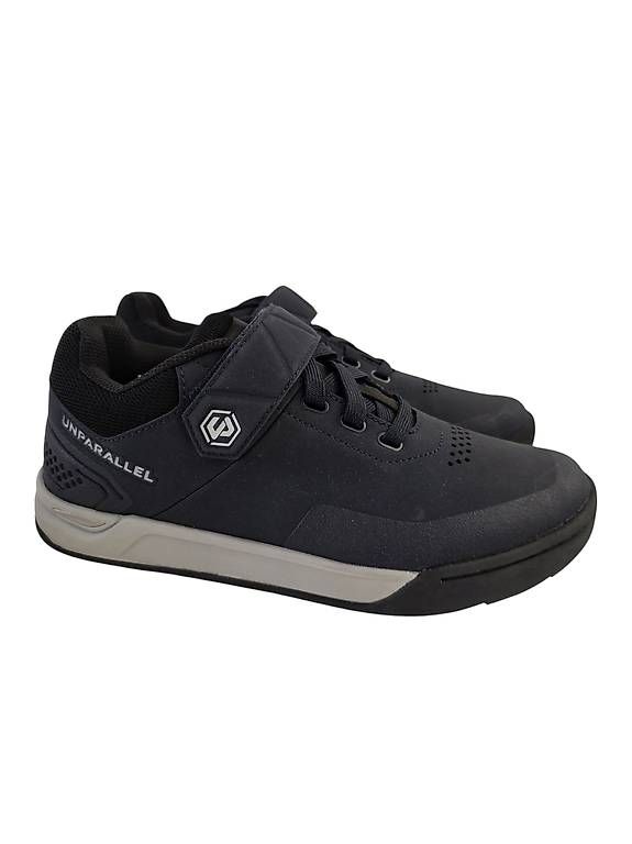 Scarpe da uomo: Chaussures Velo NEUVES Unparallel up, 42 – Nuovo e nell'imballaggio originale da Sugiez venduto da factorysportoutlet