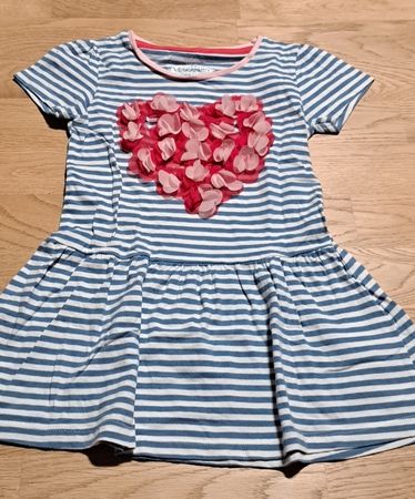 Sommerliches Kleid mit Herz, Gr. 92/98 Lemon Beret