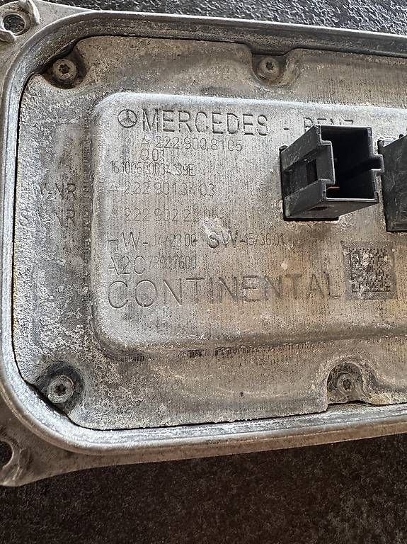 Toutes les pièces auto: Boîtier de commande de phare Mercedes  – D'occasion à Vouvry par gra_vtp7 2