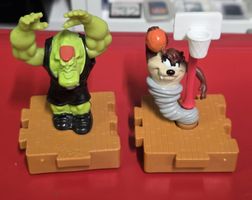 2 Disney Space Jam Figuren / Spielzeuge von 1996