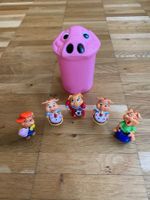 5 Schweine Spielfiguren im Becher