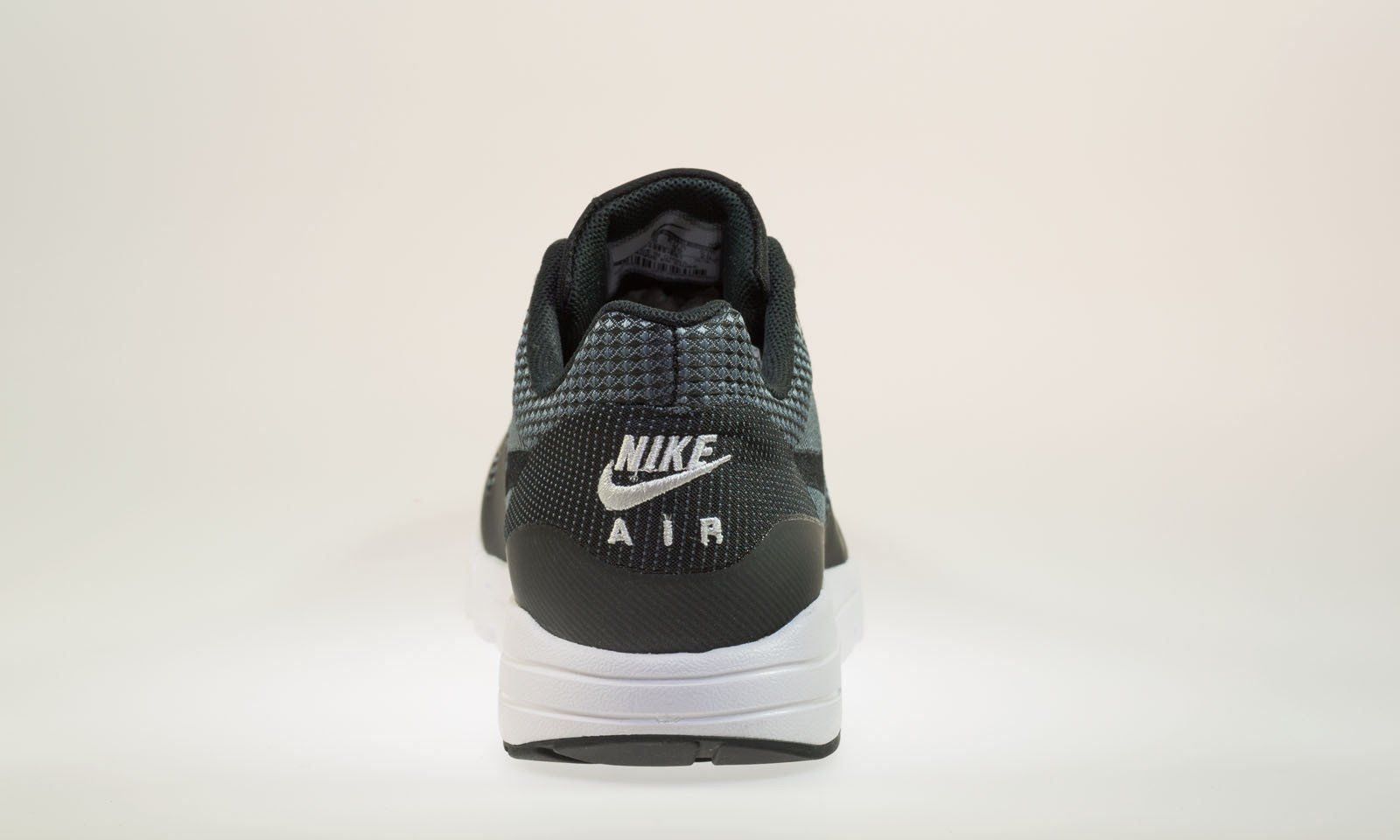Nike Scarpe da donna: Nike Air Max 1 Ultra JCRD schwarz – Usato da Thalwil venduto da JogaB0nito 2