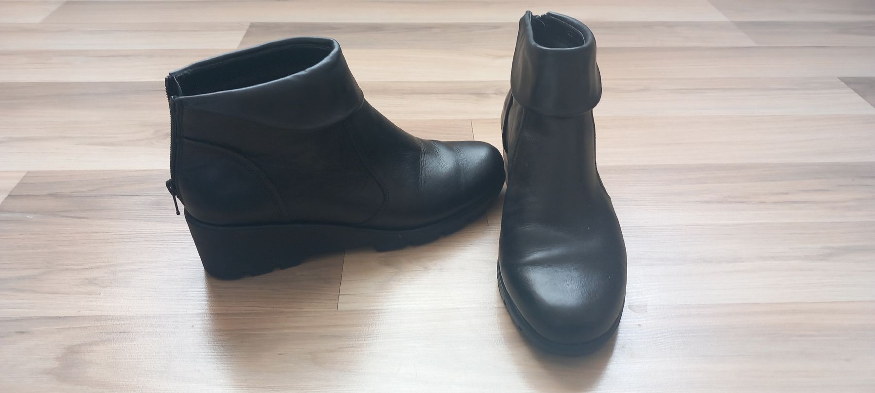 Scarpe da donna: Leder Stiefeli Gr. 39 – Nuovo (secondo la descrizione) da Balsthal venduto da Marica75 4
