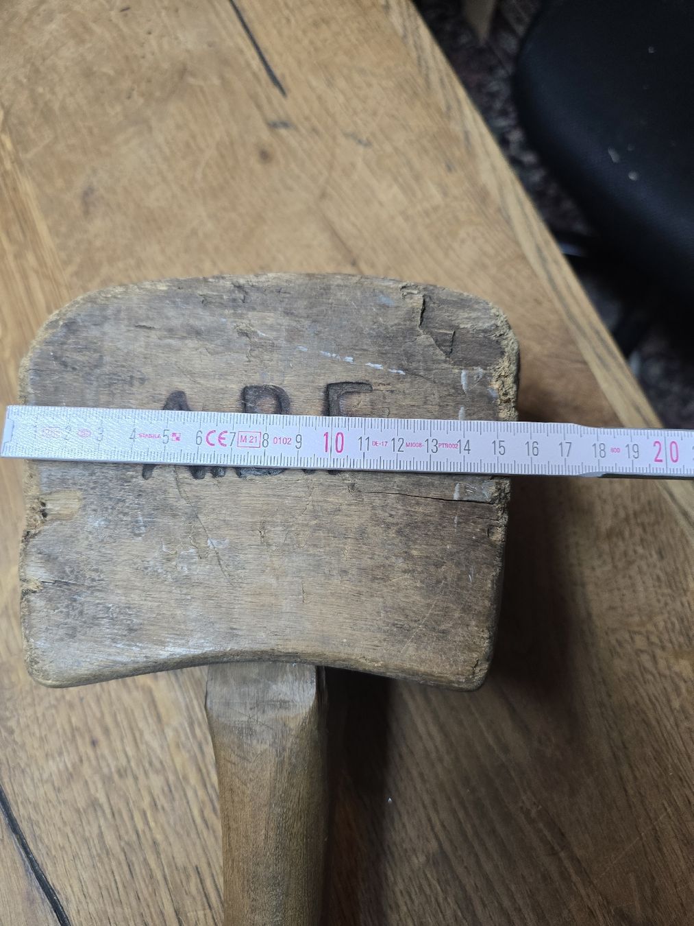 Tutti gli attrezzi: Antiker Holzhammer A.B.F. (M) – Usato da Rorschach venduto da TimelessTrading 3