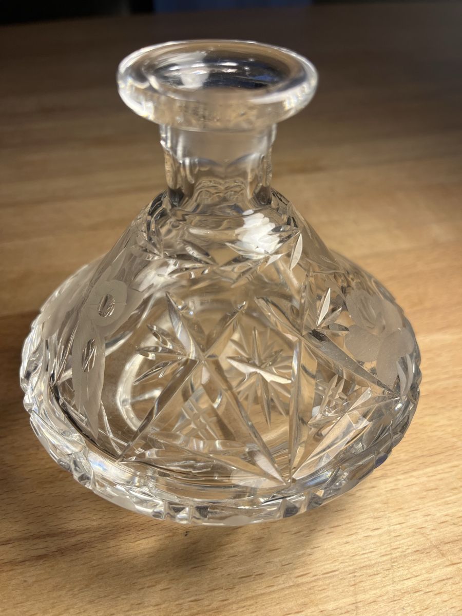Caraffe: Vintage Bleikristall Karaffe mit Rosenmuster – Usato da Rikon im Tösstal venduto da stupsi99