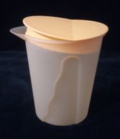 TUPPERWARE Getränkekrug mit Deckel 1 L in Orange