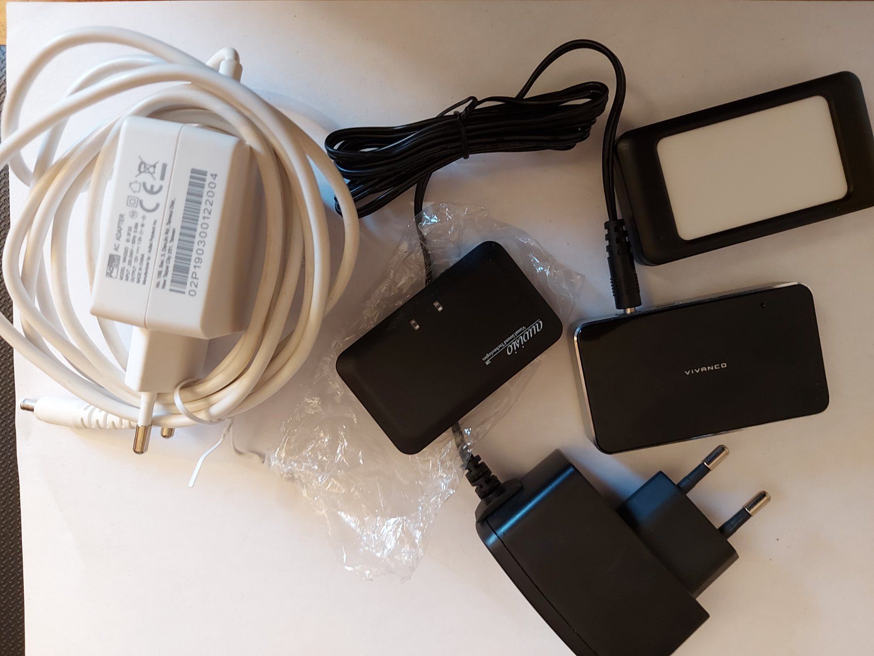 Lettori di schede: USB Kartenleser – Usato da St. Gallen venduto da kamel27 3