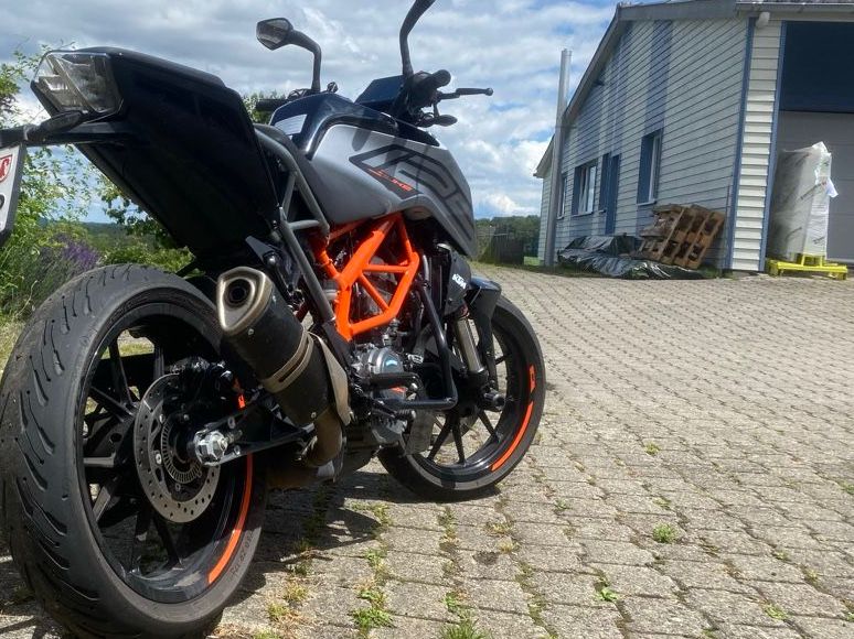 KTM Strada: KTM Duke 125 frisch ab MFK – Usato da Arboldswil venduto da sch_2l6h 6