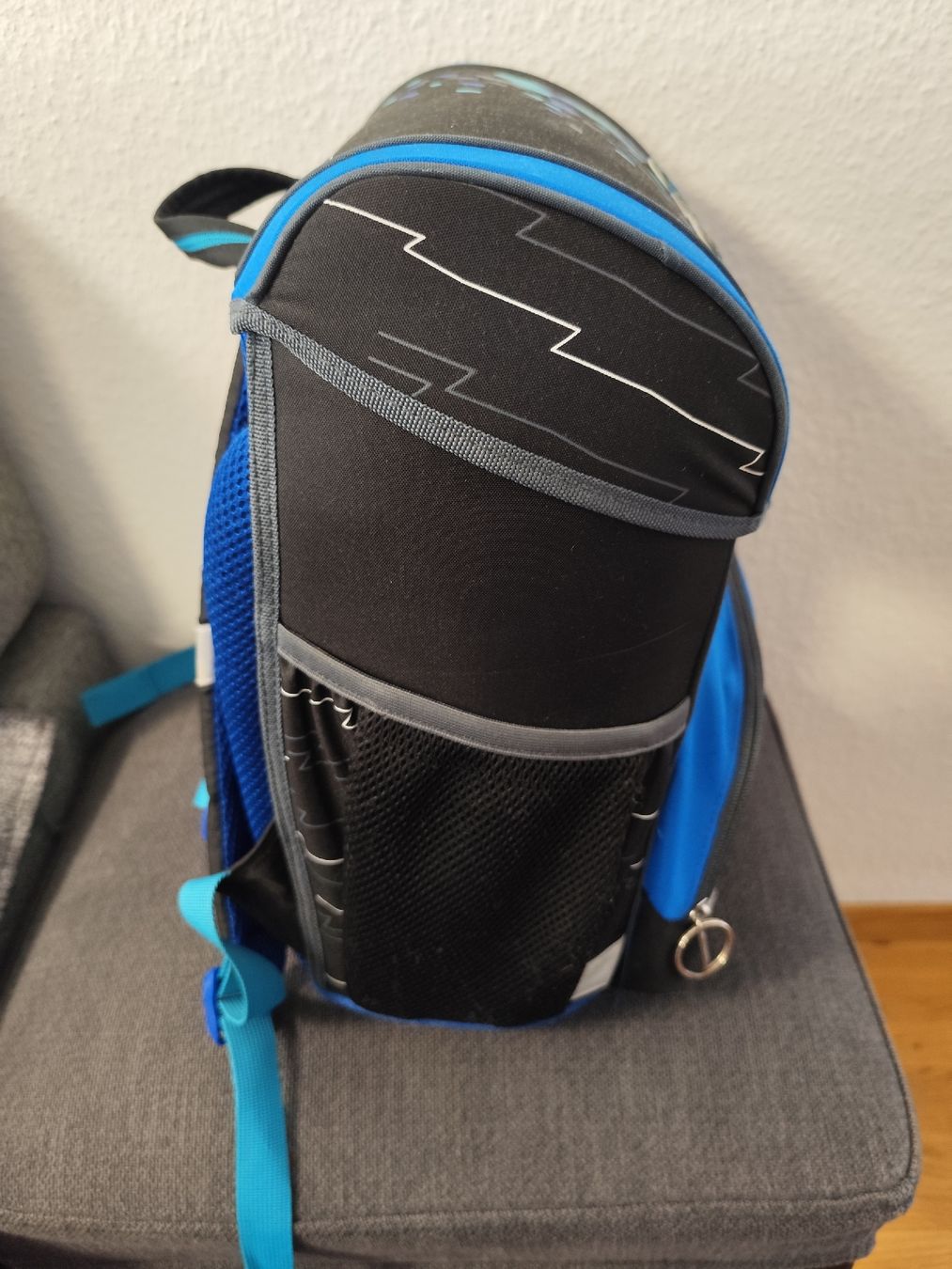 Herlitz Sacs & sacs à dos: Schulsack Herlitz mit Etui  – D'occasion à Hinterkappelen par nana3577 2