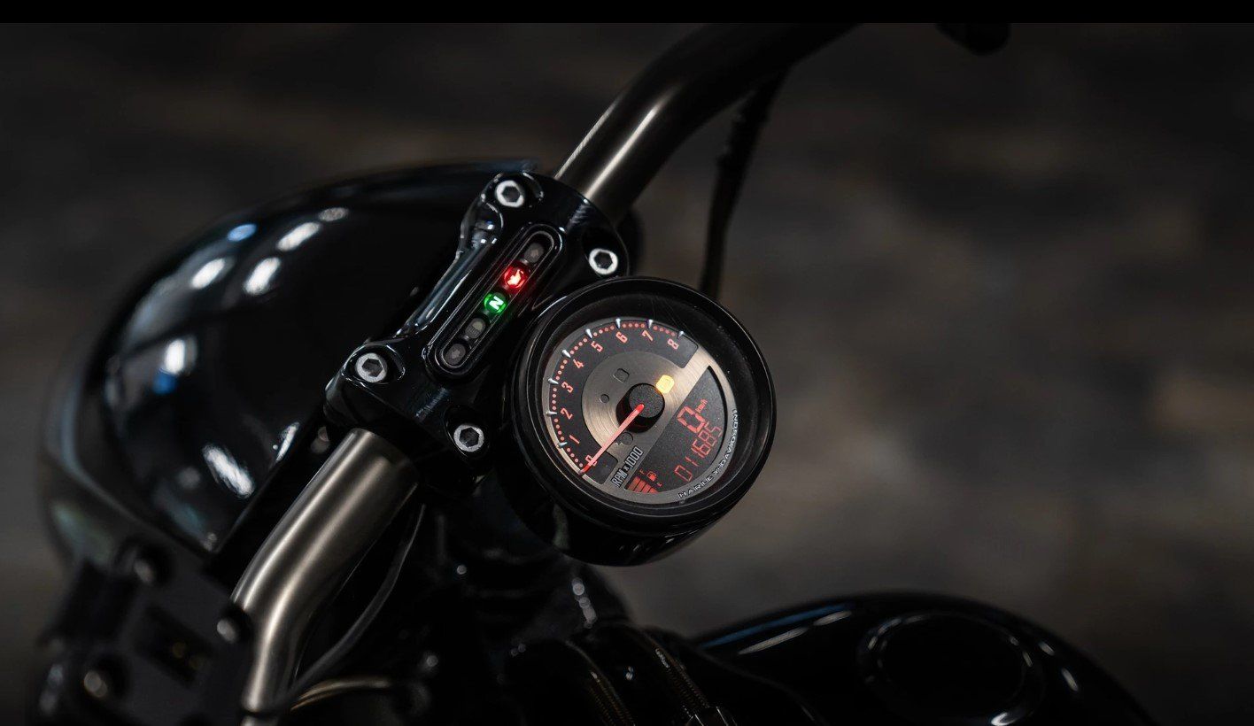 Harley-Davidson Altro: Harley Breakout Pro CVO - neuwertig, einzigartiger Sound – Usato da Ittigen venduto da alaindelon 6