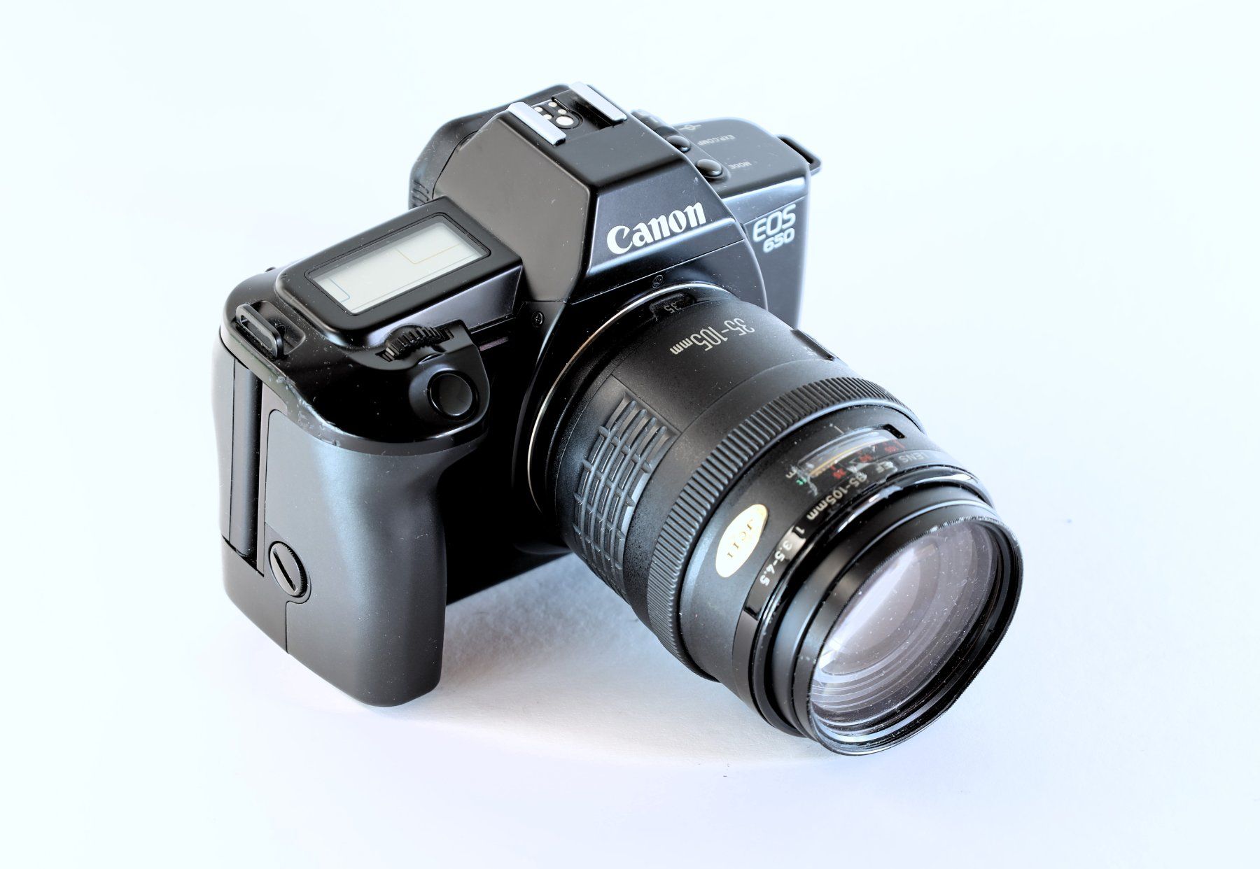 Canon Fotocamera: Canon EOS 650, mit Objektiv 35 - 105 mm - Analogkamera – Usato da Münsingen venduto da Nik010 1