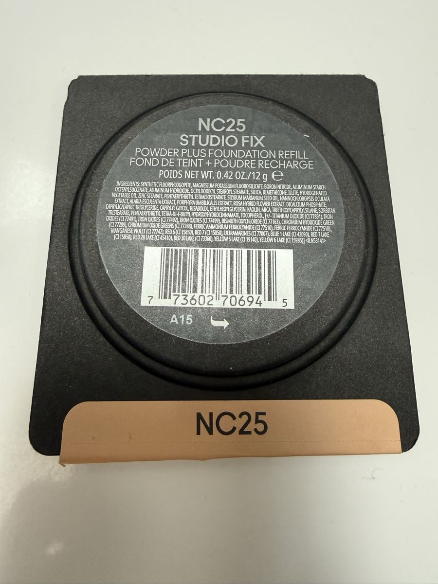 Mac Cosmetics Maquillage: MAC Studio Fix Powder Plus Foundation NC25 - NEU! – Neuf (Voir description) à Hinteregg par Jazz-C 1