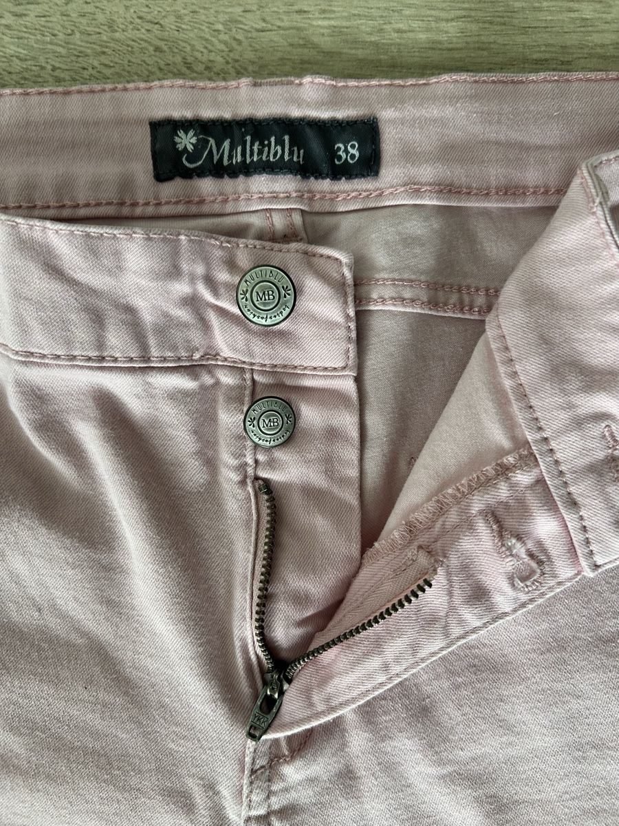 Pantalons: Rosa Caprihose Grösse 38  – D'occasion à Bachenbülach par danielaa0102 2