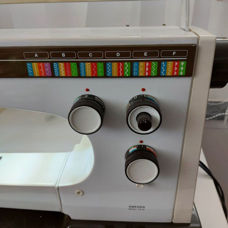 Husqvarna Nähmaschine model 64 40 Kaufen auf Ricardo