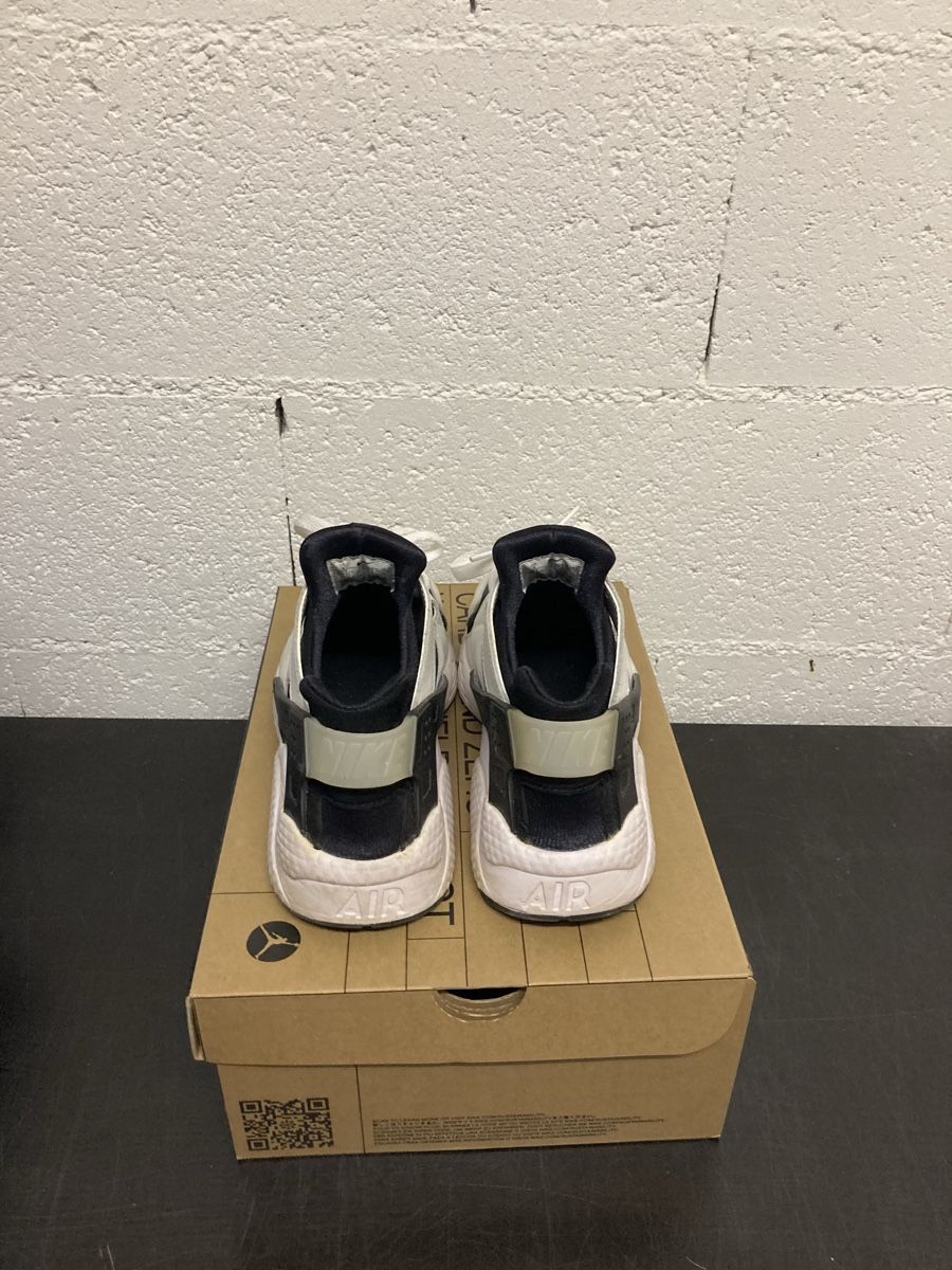 Nike Scarpe da uomo: Nike Air Huarache – Usato da Granges-Paccot venduto da Ruutu 1