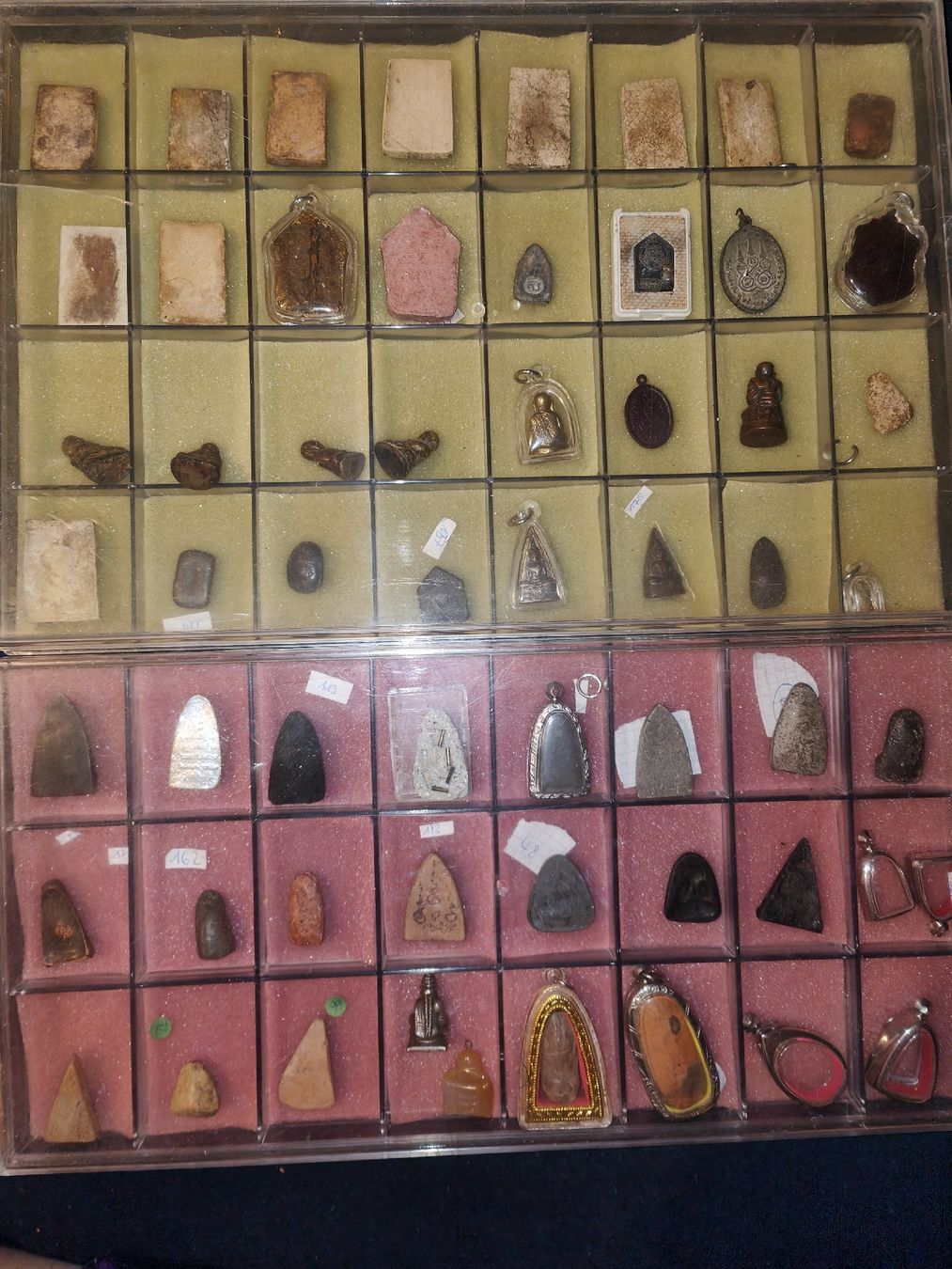 Ciondoli: Thai-Amulett-Sammlung          54 Stk. + Vitrinen – Buddha – Usato da Rothrist venduto da SiddharthaMoon 9