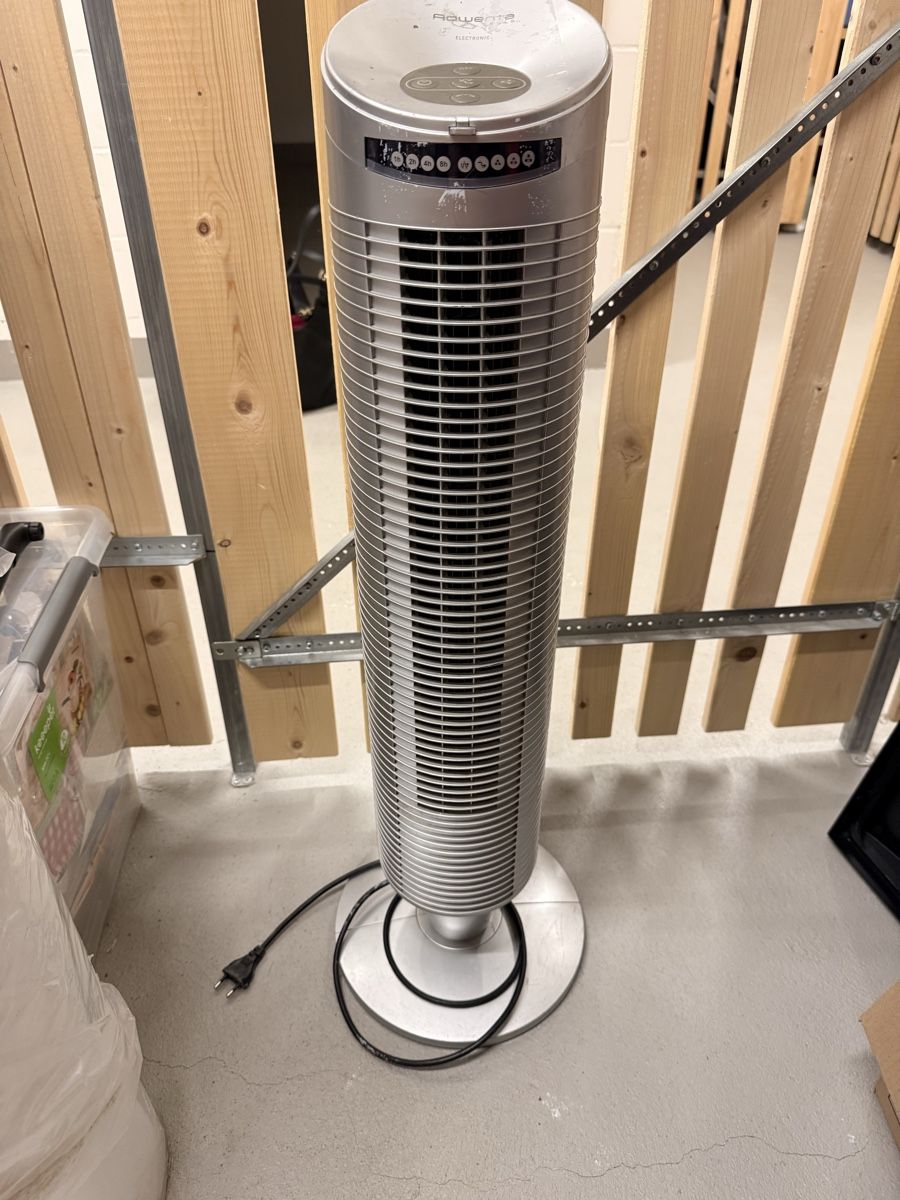 Rowenta Ventilatoren: Standventilator Rowenta Electronic EOLE 2 Turmventilstor – Gebraucht aus Staad SG von Chirrari