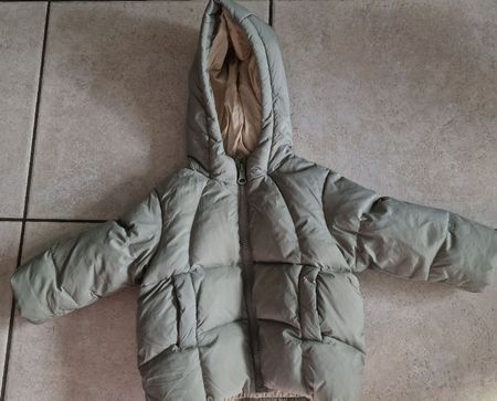 Steppjacke mit Kapuze Khaki gebraucht