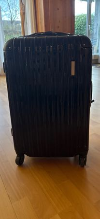 Koffer schwarz Cabin Grösse mit Rollen