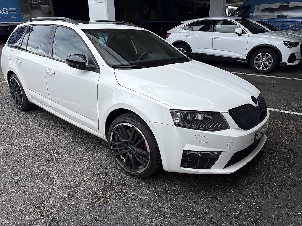Automobili: Skoda Octavia Combi RS / Top Zustand – Usato da Hallwil venduto da giu_zgx7