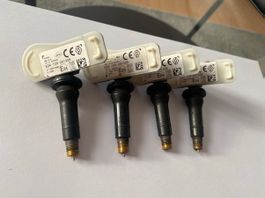 4 x Reifendrucksensor Renault E24 10R-041328