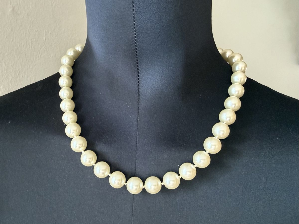 Catenine: Vintage Perlenkette Goldfarbene verschluss – Usato da Lamone venduto da LaCantinaMagica 2