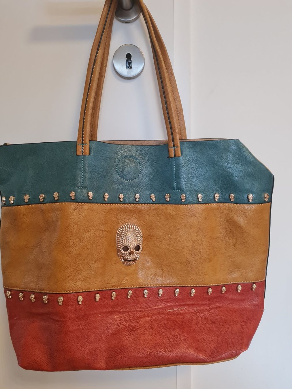 Borse da donna: TOTENKOPF SHOPPER TASCHE – Usato da Steg im Tösstal venduto da goldlionfree