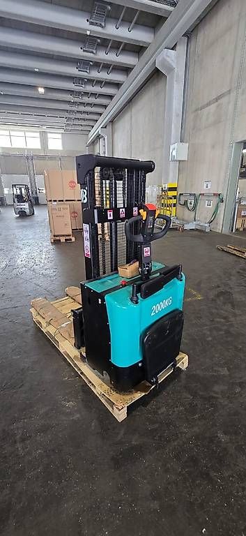Gabelstapler & Hubwagen: Gerbeur électrique DYDZ 2000kglevée 3mbatterie lithium – Gebraucht aus Bulle von Morand_Machines