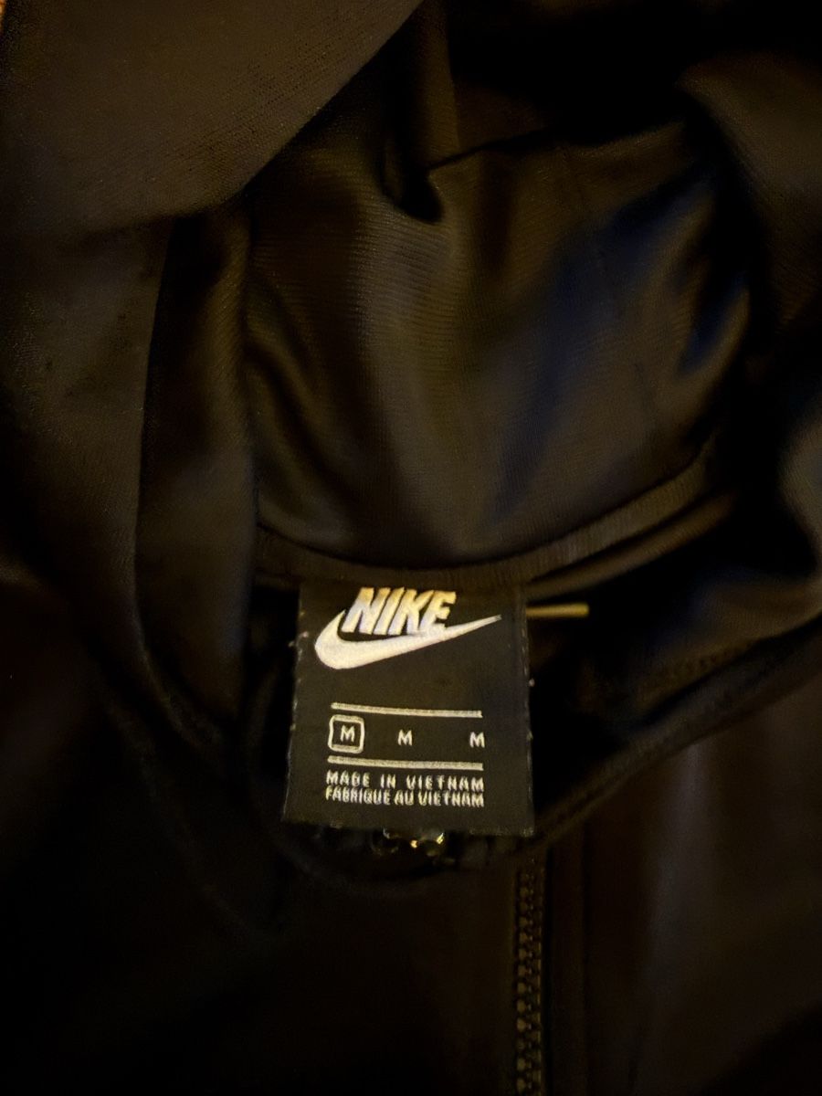 Nike Pullover & Sweatshirts: Sweatshirt – Gebraucht aus Andwil SG von Skyline21 1