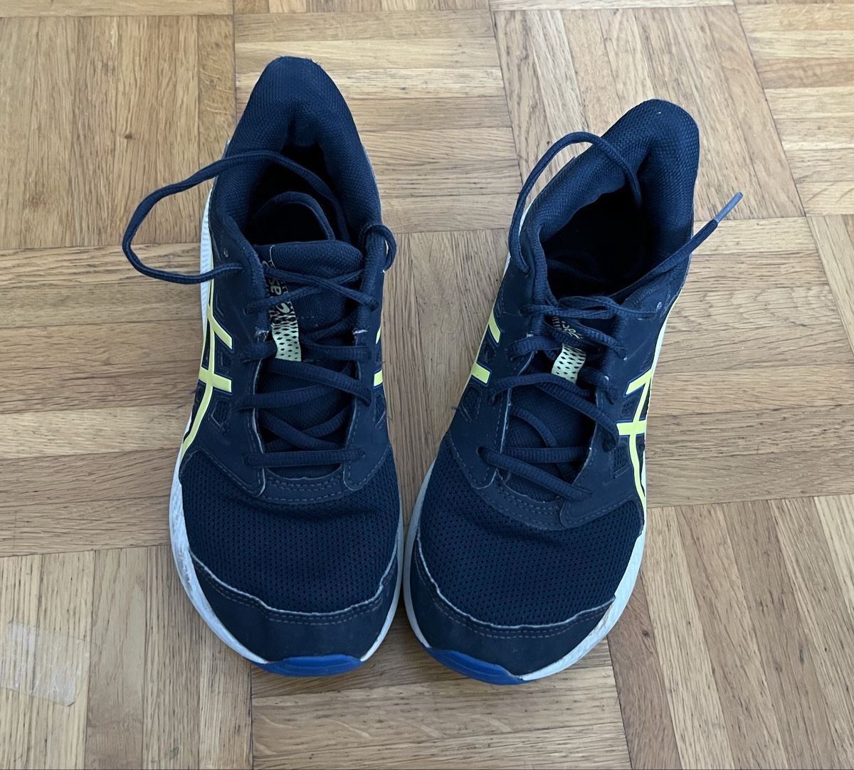 Asics Scarpe da uomo: Asics 37.5 – Usato da Bern venduto da Bettinaw76