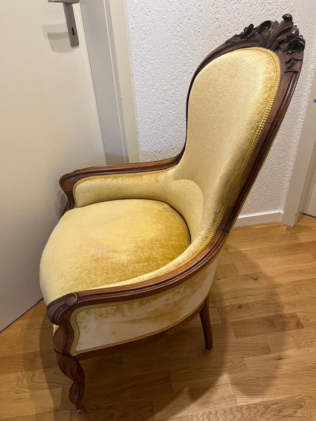 Poltrone: Sessel antik gelb guter Zustand – Usato da Ostermundigen venduto da mme_ghys 1