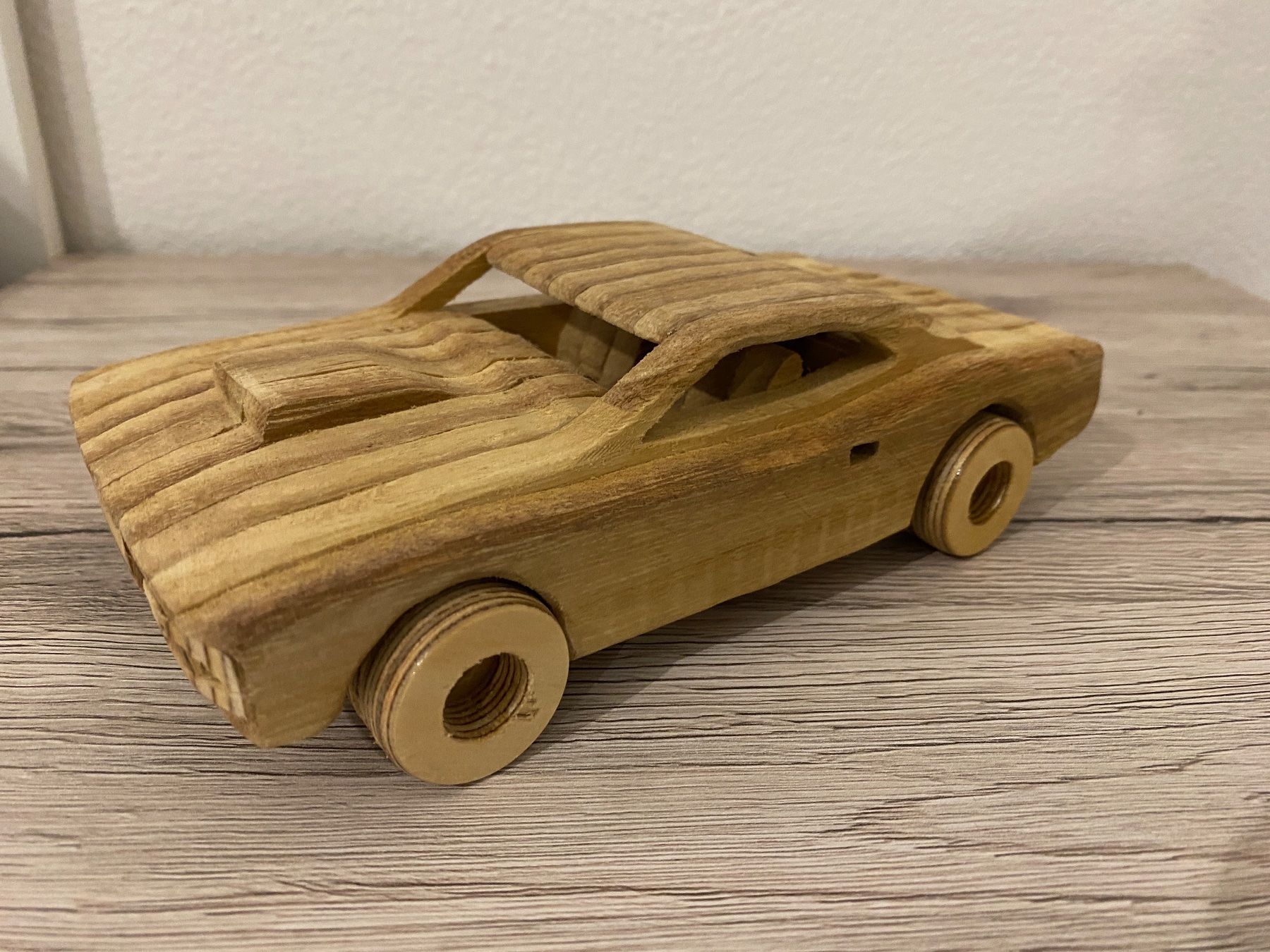 Articles en bois: Auto aus Holz handgefertigt – Neuf (Voir description) à Glattbrugg par RD-Shop 2