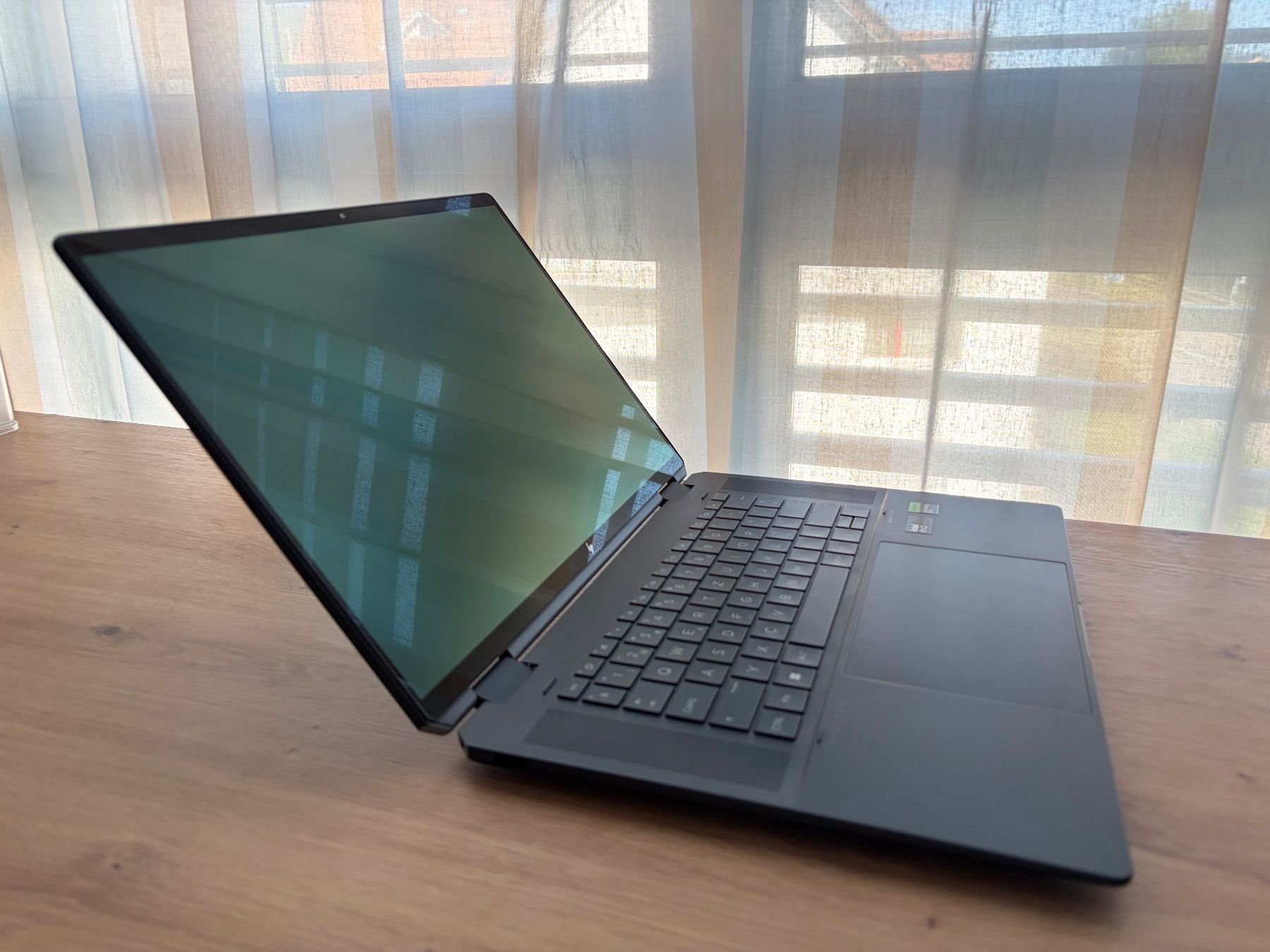 HP Spectre 16 2024 | 32GB | 2TB | RTX 4050 | mit OVP (Neu (gemäss ...