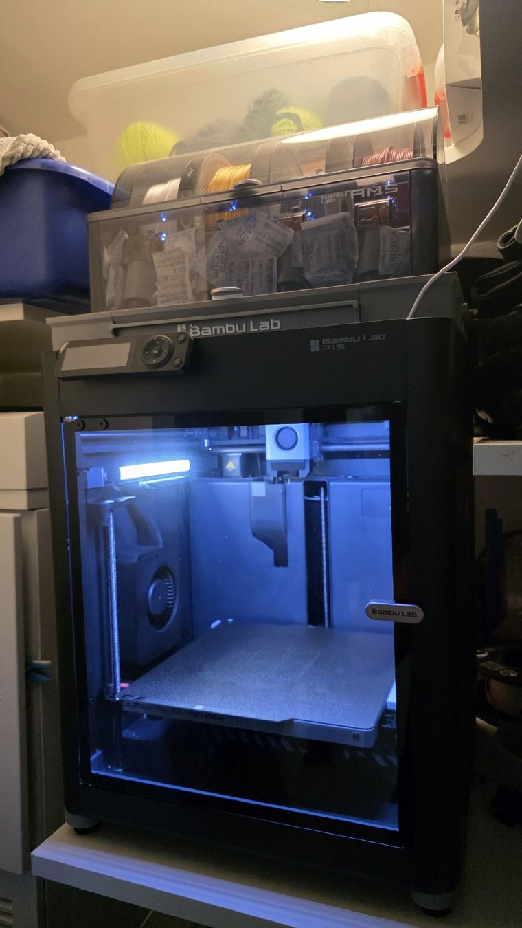 Bambu Lab Stampanti 3D: Bambu Lab P1S Combo + AMS | 5 Düsen – Usato da Unterägeri venduto da Merzp
