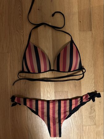 Calzedonia Bikini Set mit passender Strandtasche