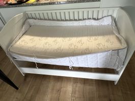 Babybett 70 x 140 cm inkl. Matratze