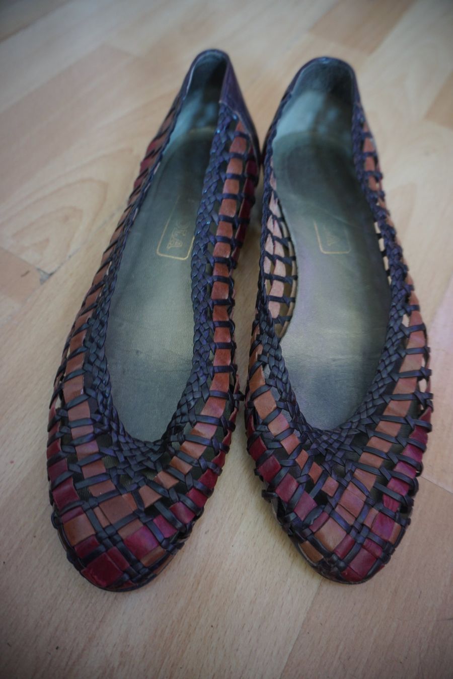 Scarpe da donna: Braune Flecht-Ballerinas Gr. 38,5 – Usato da Zürich venduto da einalemjena